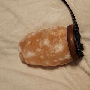 Himalayan rock salt lamp.